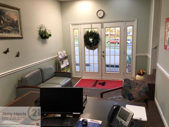114 Thompson St, Frankfort, KY 40601